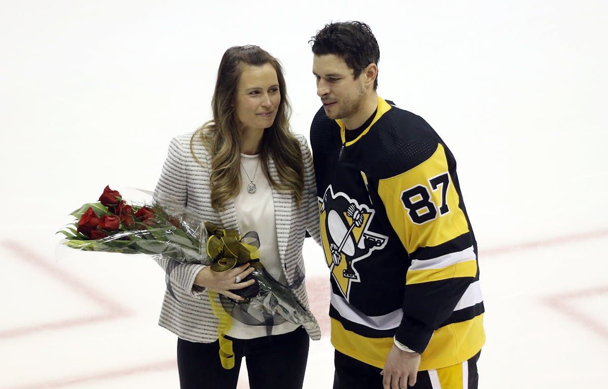 Emotional Sidney Crosby: 'I was completely spoiled today' | PNI Atlantic  News