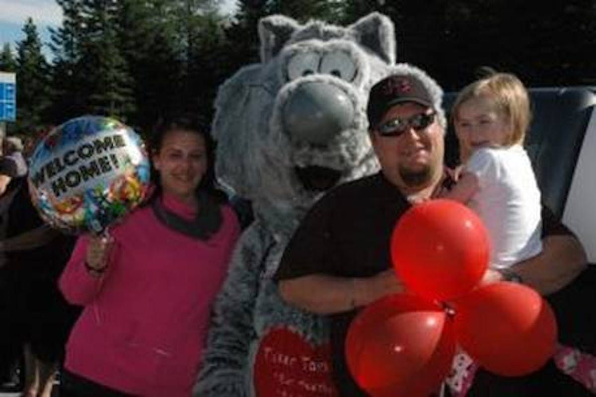 Raymond Management Company April Smith, image size:1200x799