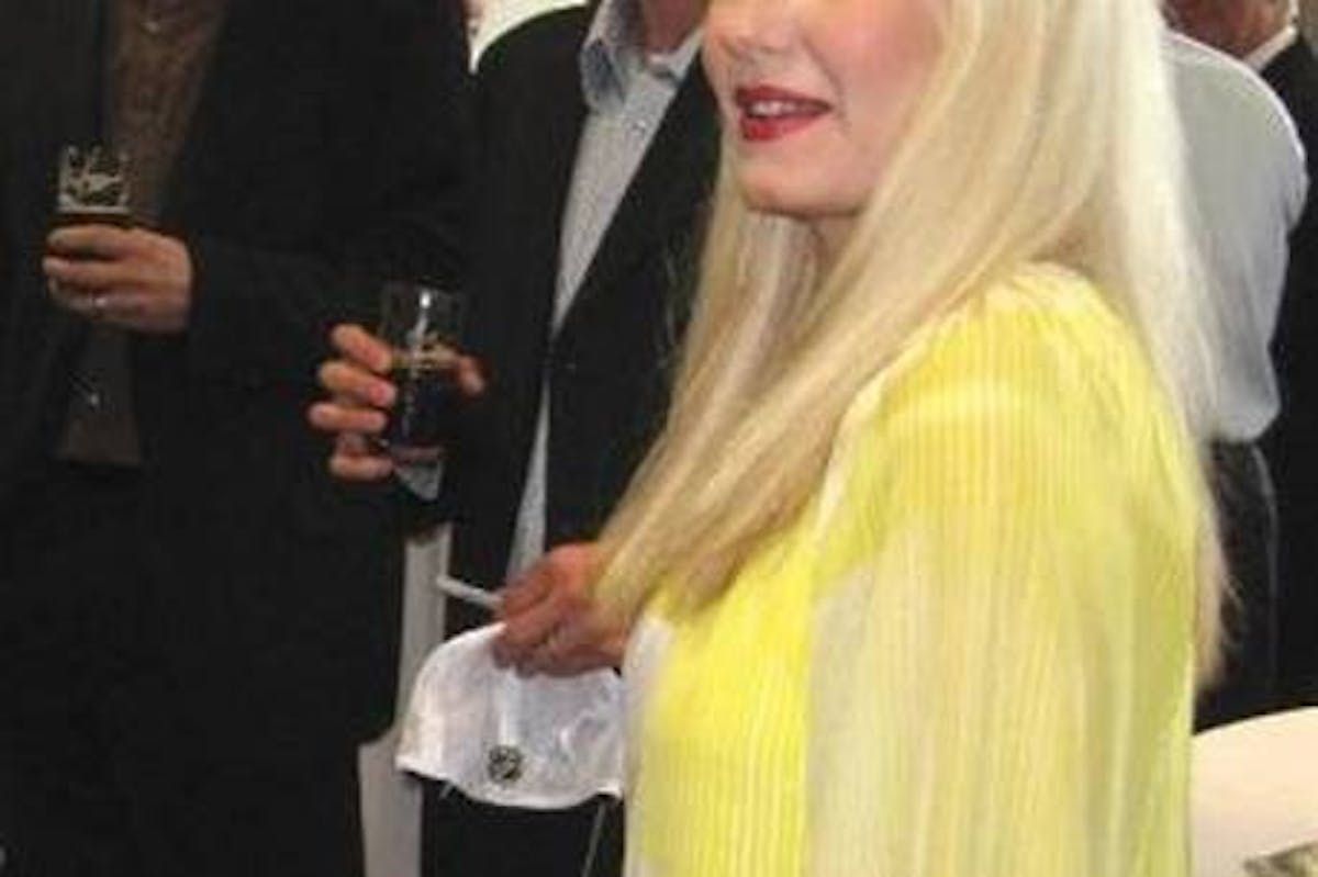 Quiet pace of Island agrees with film, TV star Elisha Cuthbert | PNI  Atlantic News, image size:1200x799