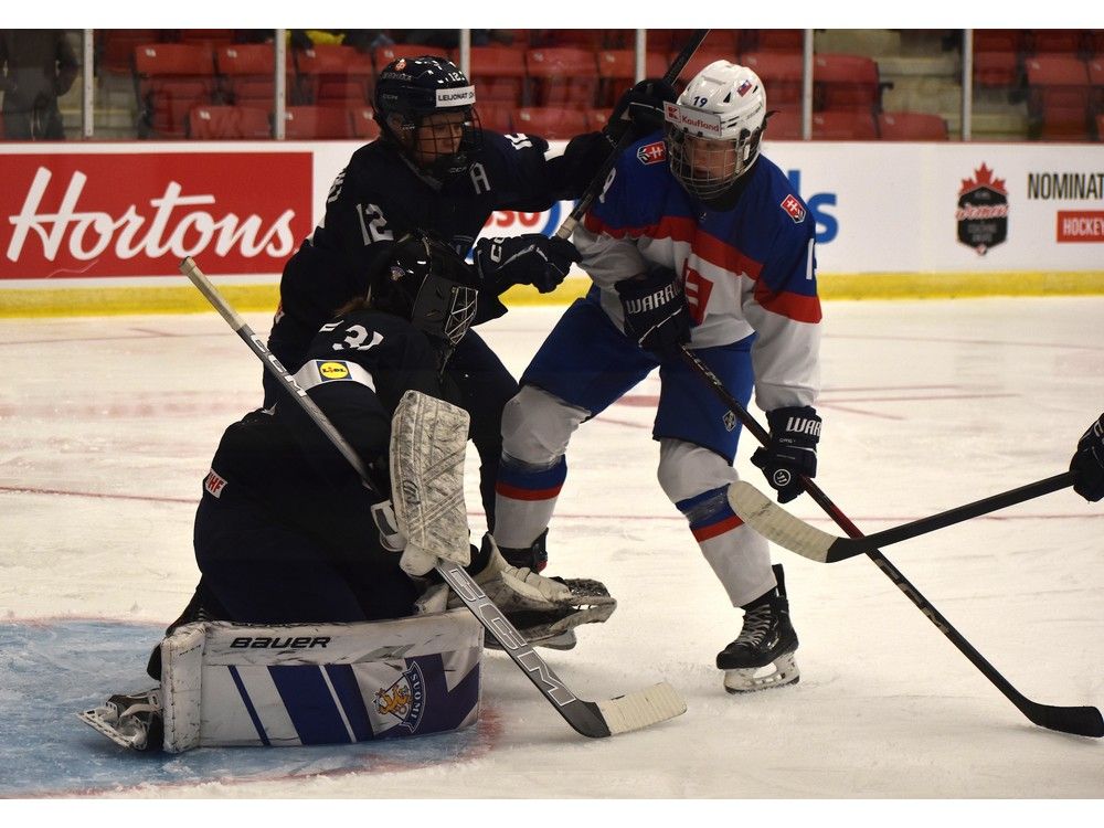 United States, Slovakia earn victories at under-18 women’s world hockey championship on Sunday