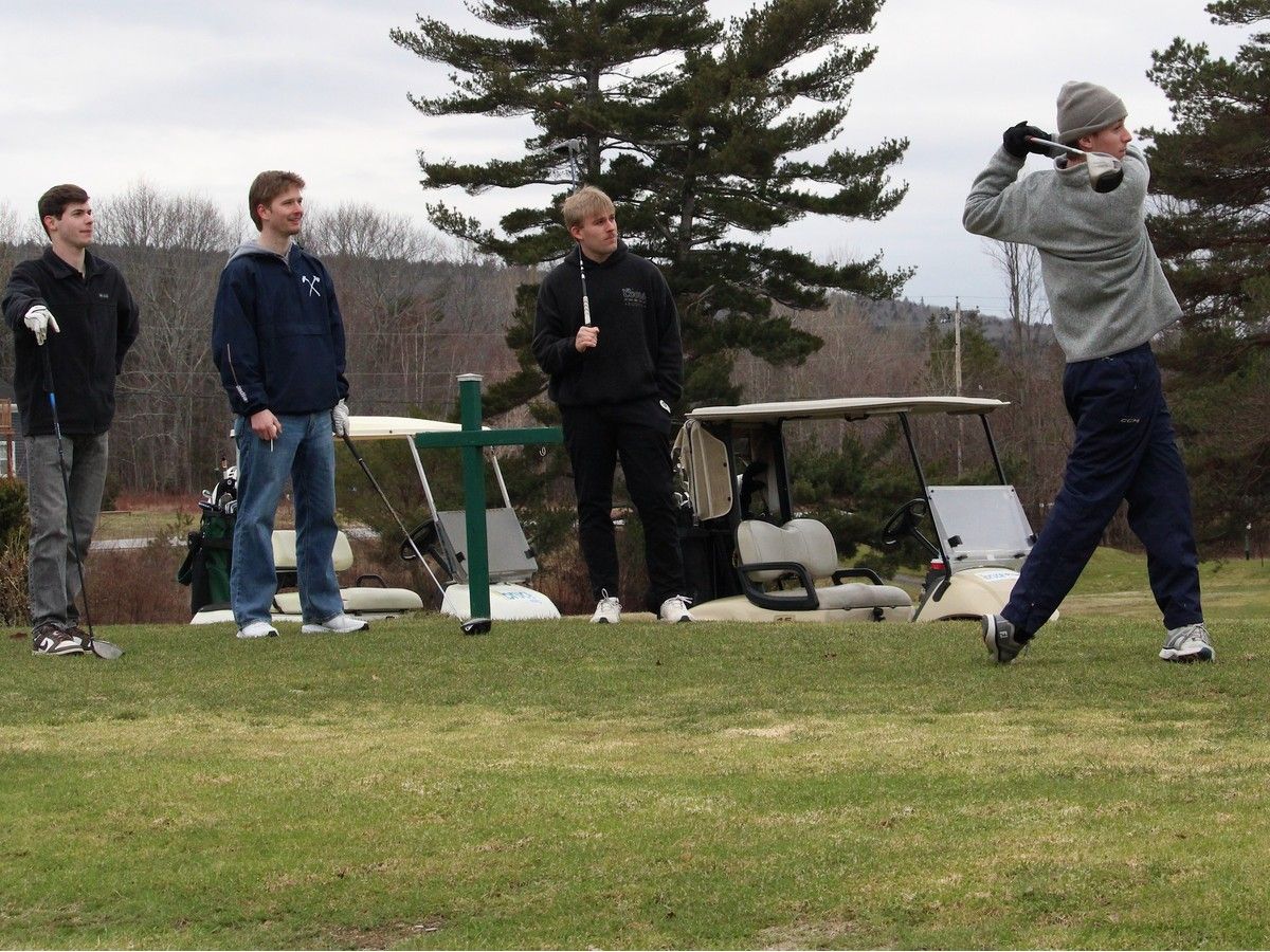 Golfers going to extremes to get rounds in at handful of open Nova Scotia courses: ‘Every time on the tee sheet was full yesterday’