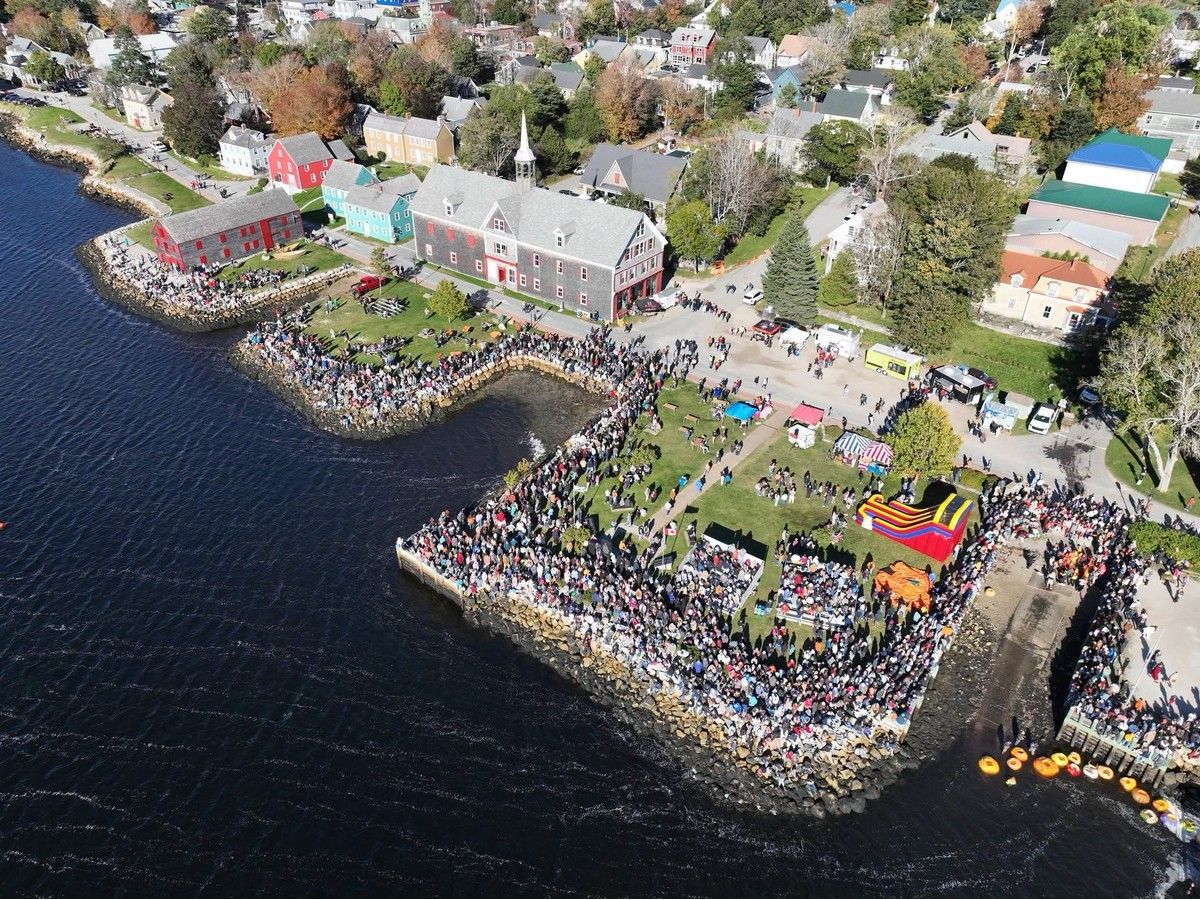 Shelburne pumpkin regatta