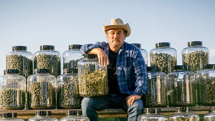 Jim Belushi trying to get rid of rodents getting high on his supply
