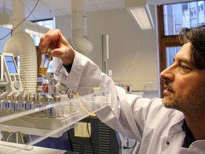 Professor Sotirios Kampranis in the lab. /
