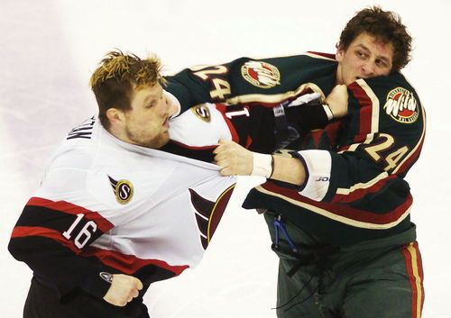 Ex-NHL enforcer Brashear wants to try MMA