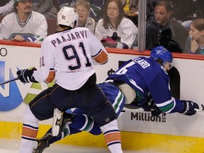 That dirty birdie, Magnus Paajarvi. He'll get his due for doing that to Keith Ballard.