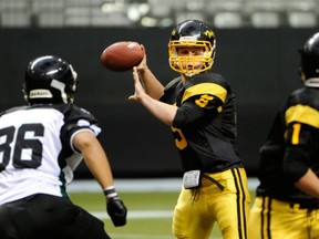 Hugh Boyd quarterback Tiernan Docherty helped his team past Robert Bateman 14-13 undet the dome at BC Place Stadium on Friday. (Ric Ernst PNG photo)