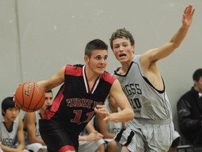 Walnut Grove's Ethan McKean (right) tries to keep pace against Terry Fox's Alex Nesterenko during Friday semifinal action at the Legal Beagle invitational Friday at Port Coquitlam's Terry Fox Secondary School. (Jason Payne, PNG photo)