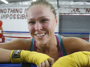 Undefeated prospect and former Olympic medalist Ronda Rousey will face Miesha Tate for the Strikeforce women's bantamweight title on March 3 in Columbus, Ohio.