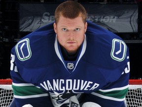 VANCOUVER — Cory Schneider focuses before facing Chicago on Jan. 31 at Rogers Arena. With five-straight wins, the Canucks backup may have to ramp up his battle level tonight against the free-wheeling Oilers. (Photo by Jeff Vinnick/NHLvia Getty Images).