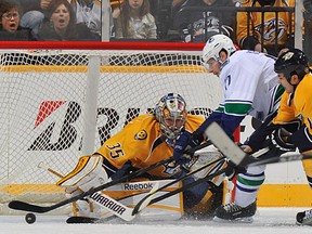 Vancouver Canucks Ryan Kesler vs Nashville Predators