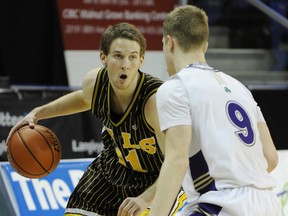 Kelowna Owls' Mitch Goodwin (L) will stay home to play CIS hoops at UBC-Okanagan for new head coach Peter Guarasci. (PNG photo)