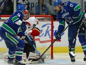 Vancouver Canucks Alex Burrows and Ryan Kesler used to be a formidable duo, but Kesler has had trouble establishing chemistry with another winger since the two were split up over three seasons ago.