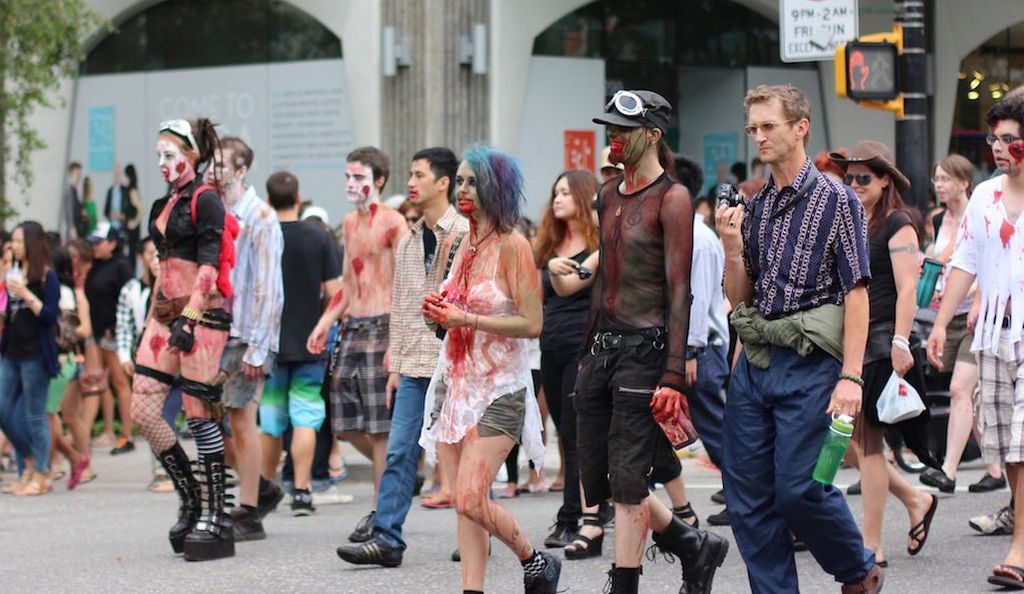 Zombies don’t need to wait for crosswalk signals, silly. The undead take over downtown streets in Vancouver’s 2012 Zombie Walk. (KELSEY PLUMB PHOTO)