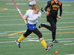 UBC's Hannah Haughn tees up an assist down field to teammate Kate Gillis Friday in Toronto. (Blair Shier, CIS photo)