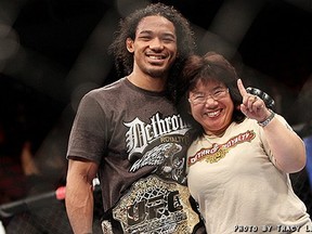 Benson Henderson celebrates his victory over Nathan Diaz with his mom, Song, in Seattle. (photo courtesy of Tracy Lee/Yahoo! Sports)