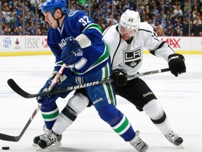 Canucks winger Dale Weise feels he has the confidence and speed to contribute more offence this season. (Getty Images)