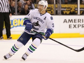 Manny Malhotra still feels he can play. (Photo:Victor Decolongon/Getty Images)