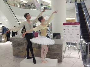 Ballet Dancers at Indulge: The Art of Beauty