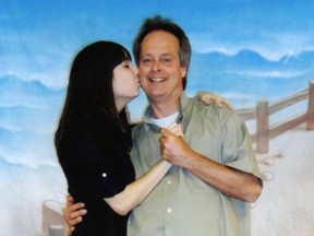 Vancouver marijuana activist Marc Emery gets a kiss from his wife Jodie during a visit at his prison at the U.S. federal correctional complex in Yazoo City, Miss. (CANNABIS CULTURE PHOTO)