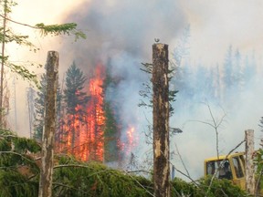 A lightning-started forest fire on Notch Hill, near Salmon Arm, in 2009 forced the evacuation of 160 people. (B.C. WILDFIRE MANAGEMENT BRANCH PHOTO)