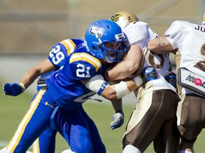 UBC Thunderbirds’ safety Jordan Bosa, pictured in action last season vs. Manitoba, is preparing to face the Bisons again, this time on Saturday at Thunderbird Stadium. Bosa had 10 solo tackles last weekend in the ‘Birds comeback win at Alberta. (Photo – Bob Frid, UBC athletics)