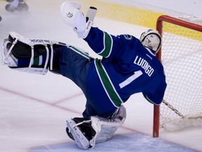 Vancouver Canucks goalie Roberto Luongo.