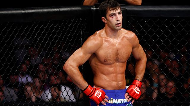 Ufc cheap luke rockhold