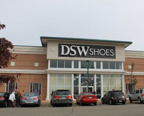 DSW_Shoes_store_Green_Oak_Village_Place-742x600