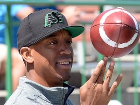 Riders club ambassador Geroy Simon at a practice last week.