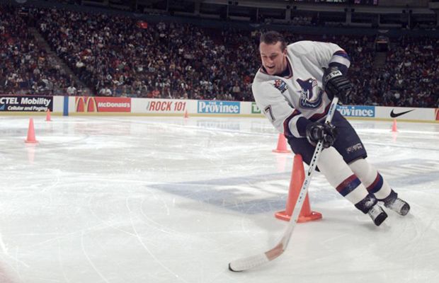 Lonny Bohonos played 70 regular-season games for the Canucks.