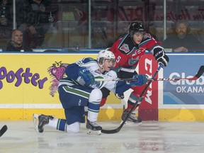 In Swift Current action earlier this year, Dakota Odgers (No. 23) battles with Kelowna's Dalton Yorke.
(Photo by Marissa Baecker/Getty Images)