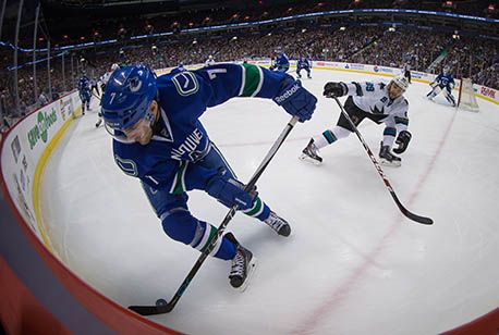 Linden Vey has shown flashes of skill for the Canucks, but he's also had faceoff struggles. (Darryl Dyck, CP files)