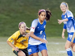 UBC striker Jasmin Dhanda was a study in perseverance Saturday, bagging the Thunderbirds’ game winner over Prince George’s UNBC Timberwolves on her 13th shot of the game. (Photo — Wilson Wong, UBC athletics)