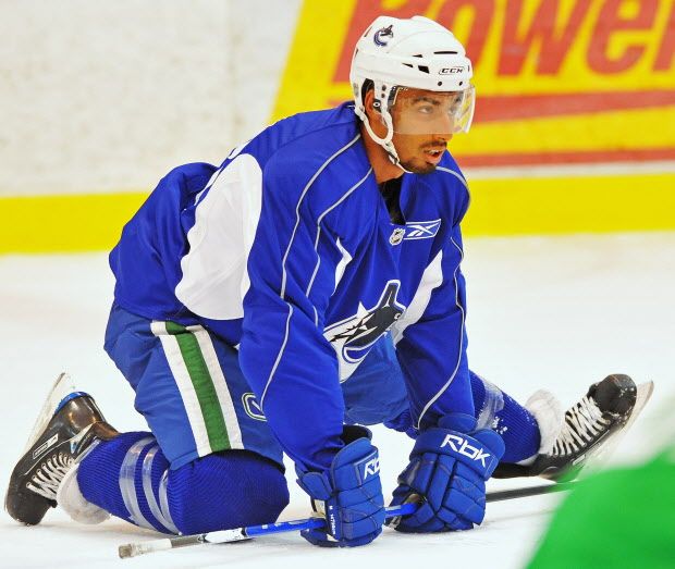 VANCOUVER, B.C., SEPTEMBER 07, 2009 -- Vancouver Canucks hopeful centre Rai Prab #53 from Surrey works out at the team's prospect camp at Thunderbird arena at UBC. on Monday, September 07,2009. (Les Bazso/The Province). (Gord McIntyre story for Sports) [PNG Merlin Archive]