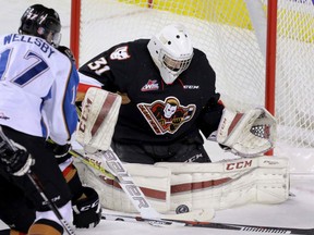 Cody Porter, the former Vancouver Giant, is the new starting goalie for the Calgary Hitmen. (Calgary Sun photo.)