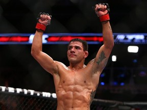 Rafael dos Anjos wasted no time retaining his UFC lightweight title against Donald Cerrone at UFC on FOX 17 in Orlando, Florida on Saturday.
