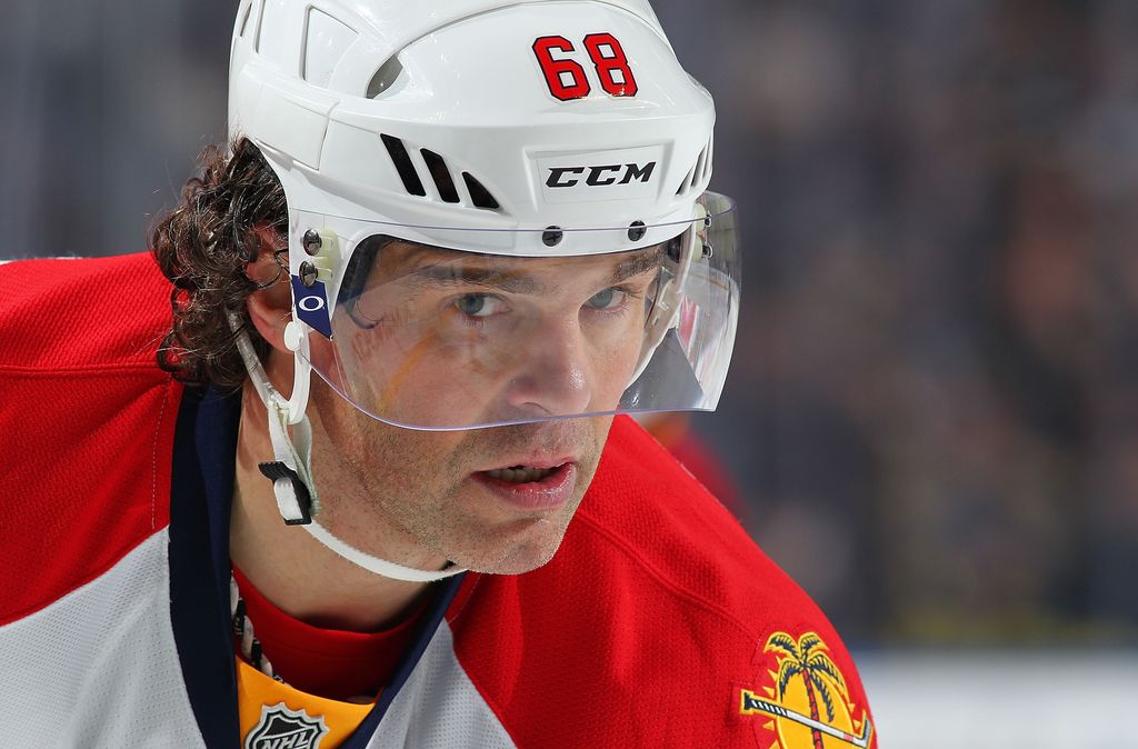 Jaromir Jagr will look to improve on the 14 goals and 37 points he has in 30 career games against the Canucks tonight when Florida stops by Rogers Arena. (Getty Images File.)