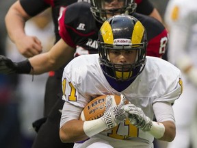 Mt. Douglas Rams' Gavin Cobb, B.C. high school football's 2015 Triple A Player of the Year, signed his letter of intent to play for Simon Fraser on Wednesday. (PNG file photo)