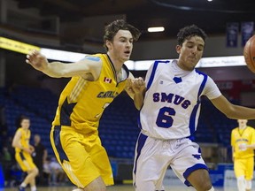 SMUS' Jamison Schulz-Francisco (right) and the rest of the Blue Jags are pre-preseason No. 1 in the 2A ranks. (PNG photo by Richard Lam)