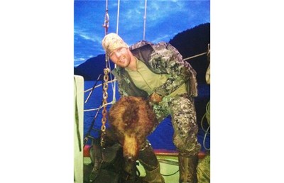 NHL player Clayton Stoner fined $10,000 for killing grizzly bear in Canada, NHL
