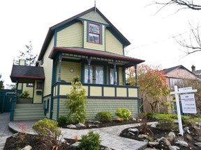 This Victoria house at 177 Joseph St. was listed for $1,200,000. It sold for $1,352,000.
