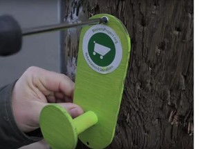 The 18-month-old Binners’ Project has come up with a metal hook that can be installed at the backs of houses and fences, so residents can hang their refundables there in bags.