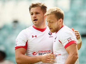 Cejvanovic (left) with Canada rugby sevens teammate Harry Jones.