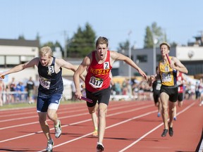 Mouat won at the wire over Kits in the senior boys 4x400-metre relay. (Wilson Wong/UBC athletics)