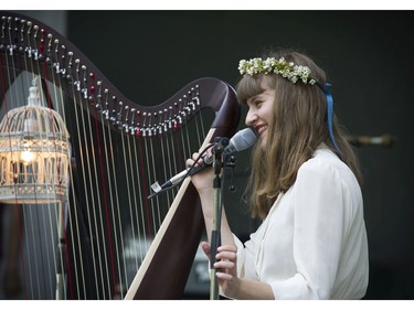 Vancouver   B.C.  July 17, 2016  Grooving to it all-- Thousands took part in the 39th annual Vancouver Folk Festival in Jericho Beach Park in Vancouver on July 17, 2016.  Musicians from around the world performed at the dynamic and colourful festival. Here Emilie and Ogden.   Mark van Manen/ PNG Staff photographer   see  Franois Marchand Vancouver Sun/ Province   Entertainment  Features and Web. stories   00044092C [PNG Merlin Archive]