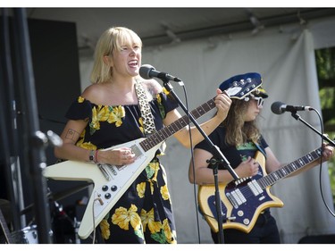 Vancouver   B.C.  July 17, 2016  Grooving to it all-- Thousands took part in the 39th annual Vancouver Folk Festival in Jericho Beach Park in Vancouver on July 17, 2016.  Musicians from around the world performed at the dynamic and colourful festival.  Here Katrine Nol (left) of Les Hay Babies in concert.   Mark van Manen/ PNG Staff photographer   see  Franois Marchand Vancouver Sun/ Province   Entertainment  Features and Web. stories   00044092C [PNG Merlin Archive]