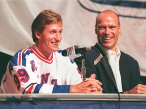 Wayne Gretzky joined old friend Mark Messier with the Blueshirts in 1996. A year later, Messier would sign with the Canucks.