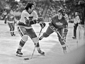 NHL Hockey - Vancouver Canucks - Bob Dailey #3