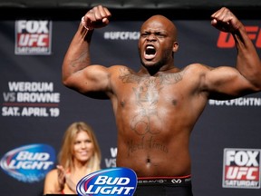 Derrick Lewis extended his winning streak to six with a second-round knockout win over Travis Browne on Sunday night in Halifax.